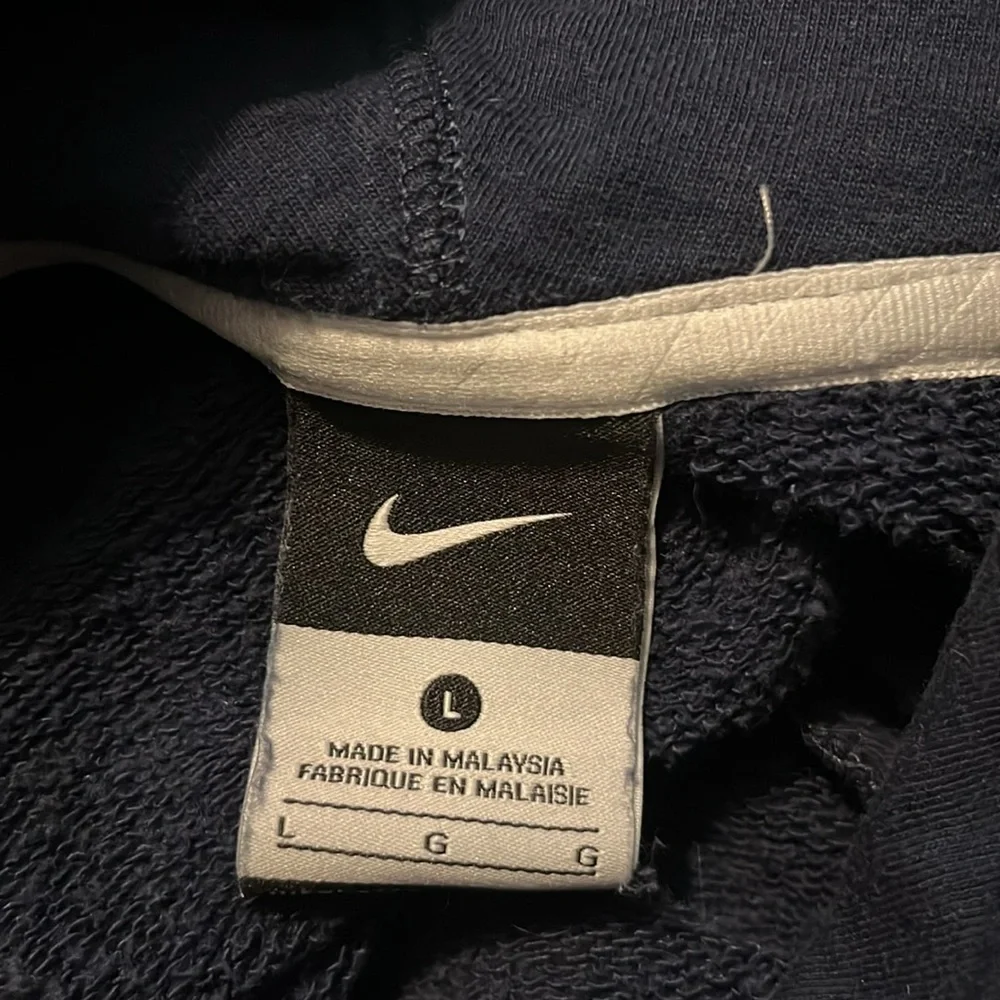 Nike x University of Michigan Wolverines Large Blue Hoodie Pullover